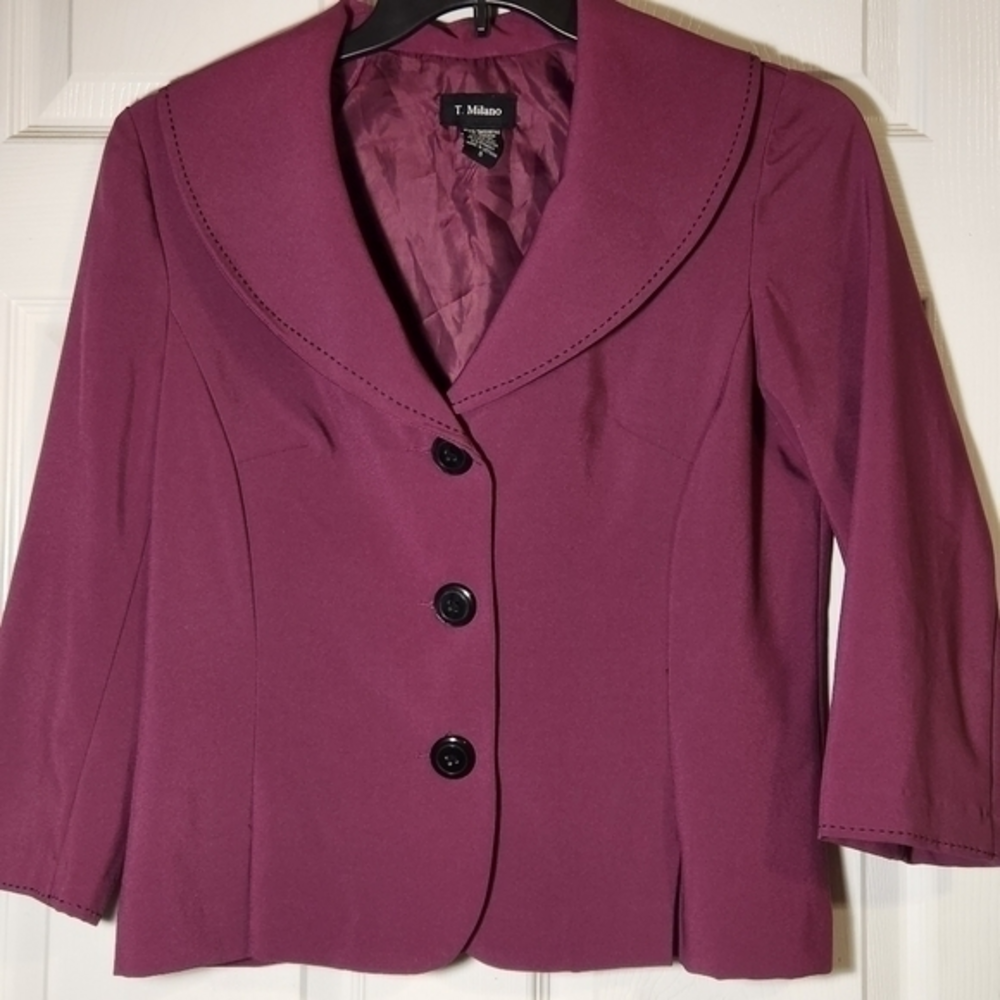 T Milano Skirt Suit Burgundy Lrg Rnd Collar Top Size 8 Skirt Size 10 Office‎